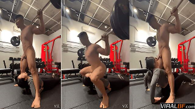 Muscular Couple’s Hardcore Squatting Naked Session
