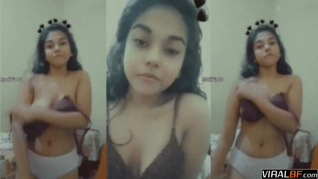 NAUGHTY INDIAN COLLEGE GIRL’S LEAKED VIDEO CALL STRIP SHOWING BOOBS